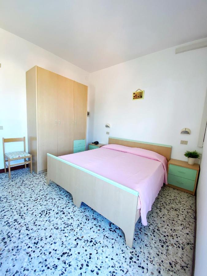 Hotel Dinarica Marotta Kültér fotó