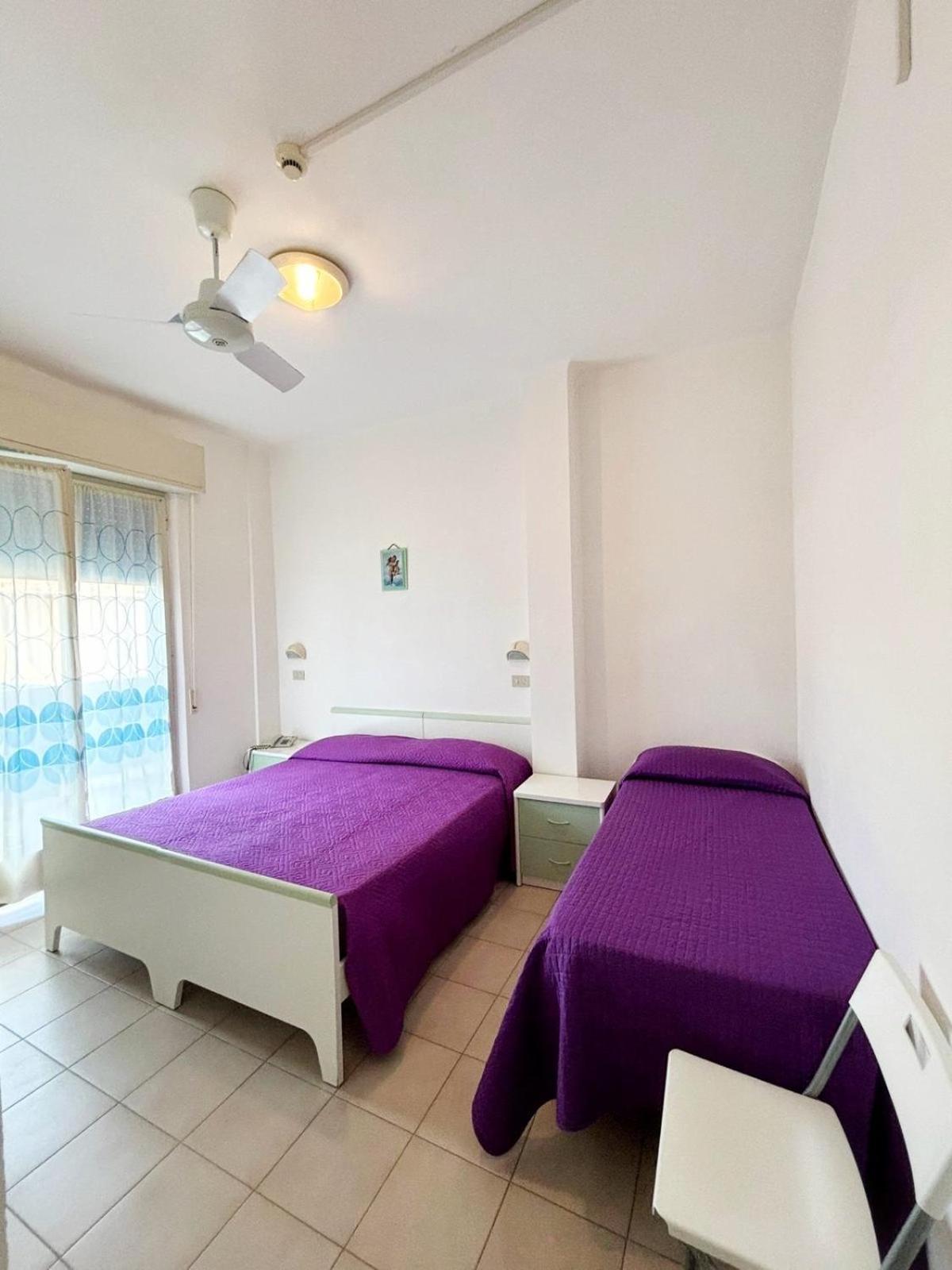 Hotel Dinarica Marotta Kültér fotó
