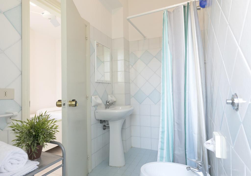 Hotel Dinarica Marotta Kültér fotó